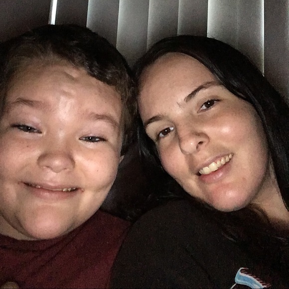 Meet your Posher, Deanna - Picture 3 of 4